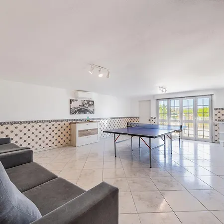 Orada By Interhome בית נופש אלבופיירה